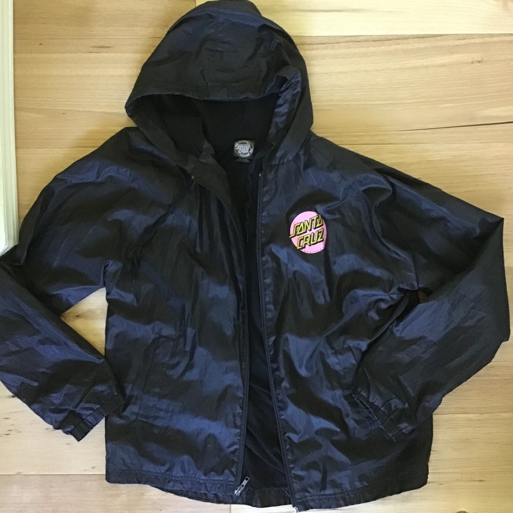 SANTA CRUZ WINDBREAKER!black zipup with pink logo